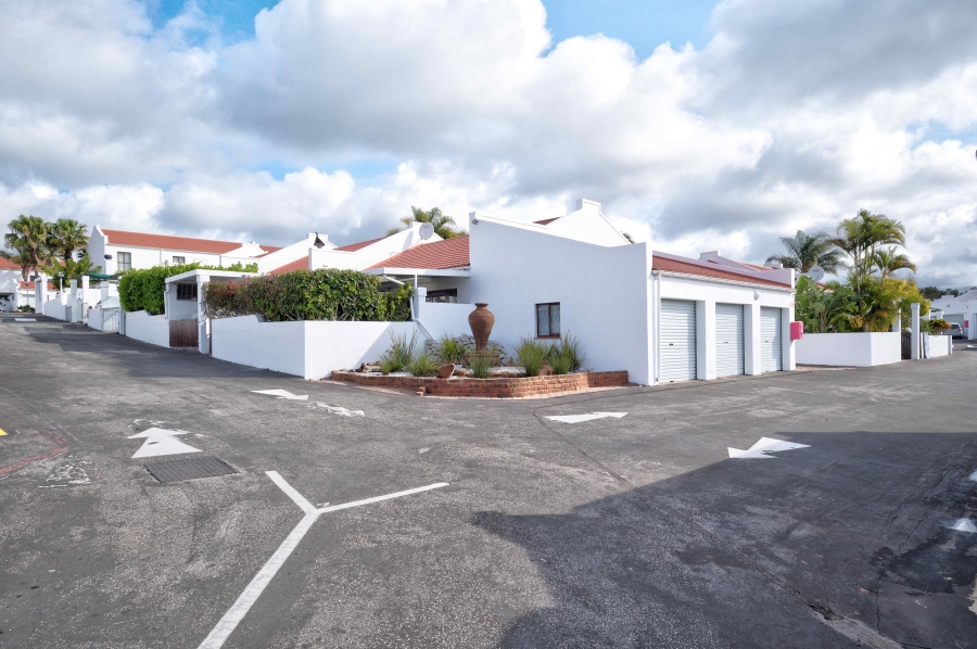 3 Bedroom Property for Sale in Humewood Eastern Cape